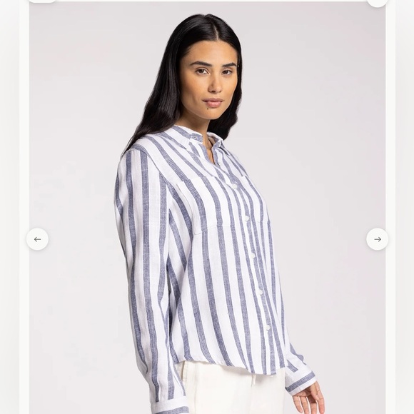 Thread & supply long sleeve button down stripped collared blouse - Picture 2 of 6